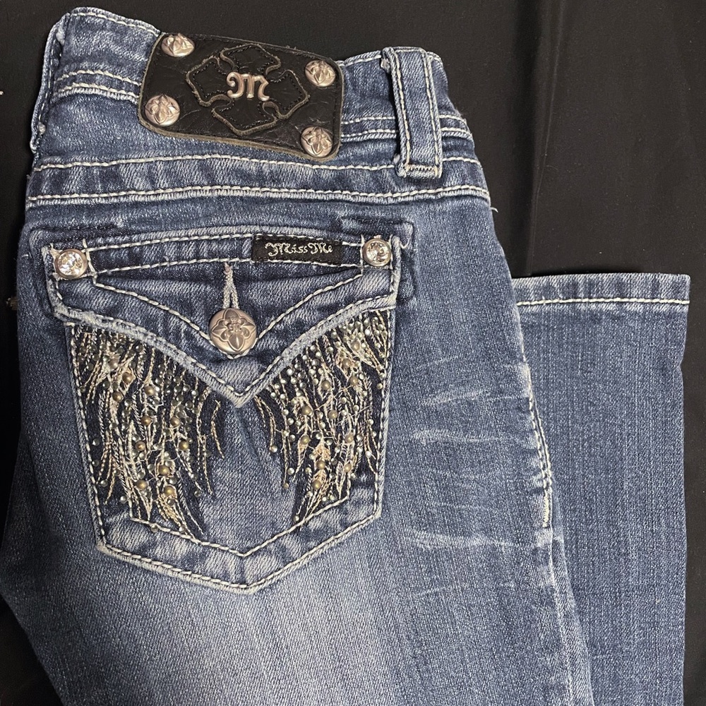 Miss Me Boot Cut Jeans with Angel Wing Embellishments size 25